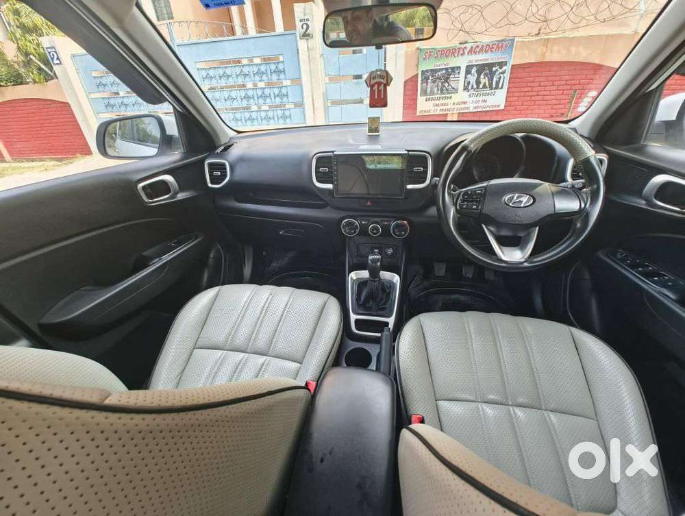 Hyundai Venue S 1.2 Petrol, 2021, Petrol