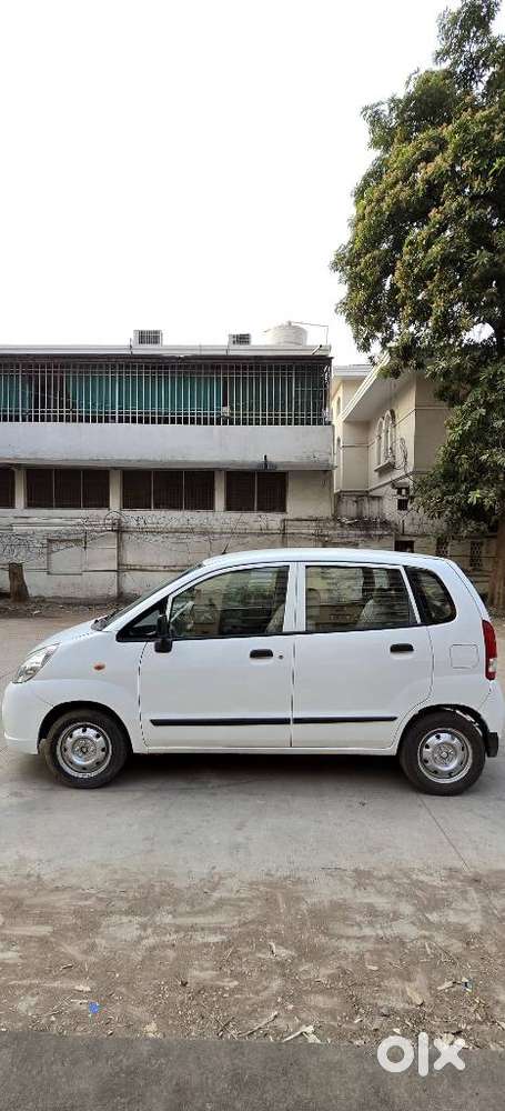 Maruti Suzuki Zen Estilo Lx Bsiv, 2011, Petrol