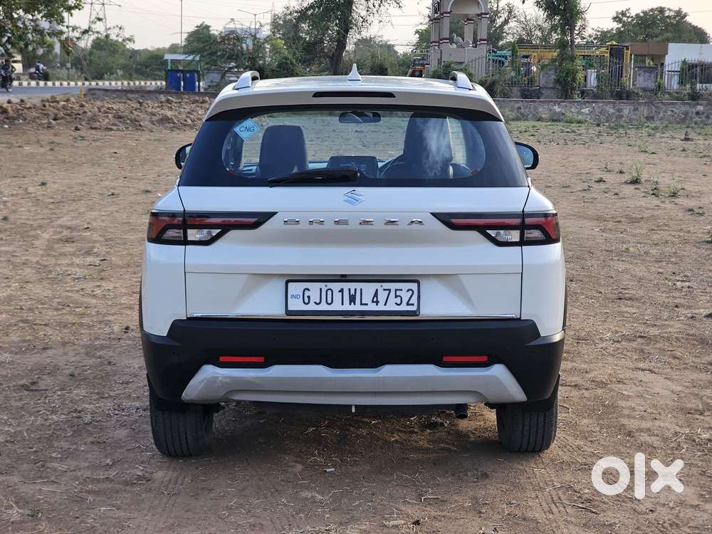 Maruti Suzuki Brezza Zxi S-cng, 2023, Cng & Hybrids
