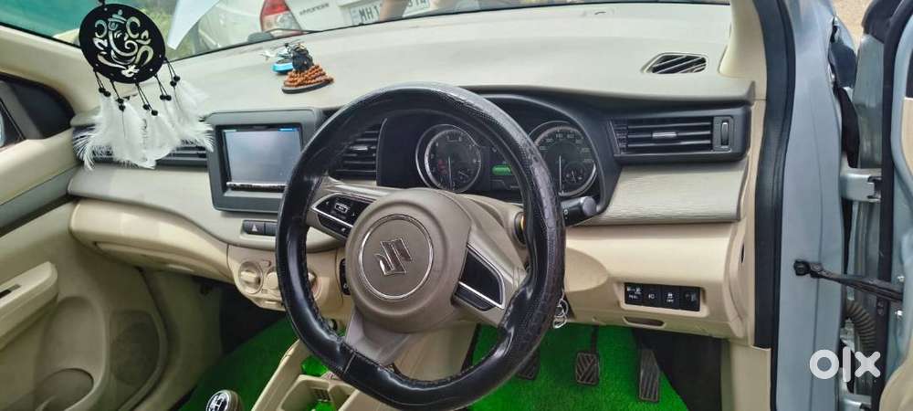 अर्टिगा' (ertiga) विक्रीसाठी उपलब्ध आहे