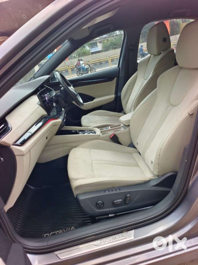 Skoda Octavia 2.0 L K Tsi At, 2022, Petrol