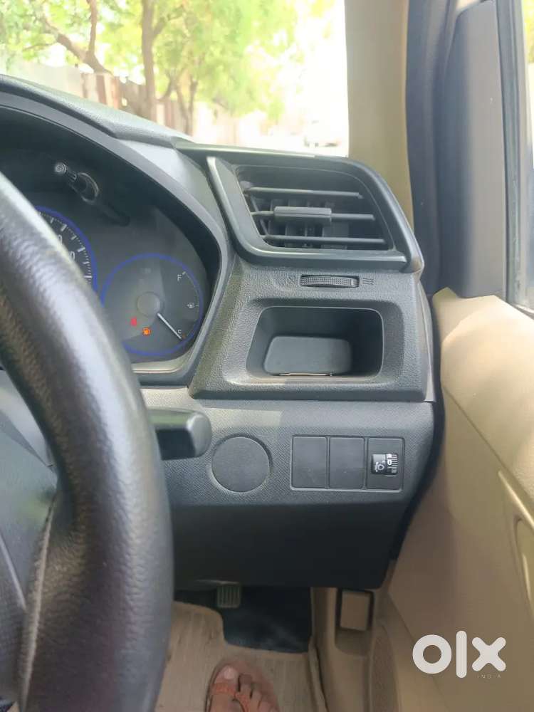 Honda Brio 2018 Petrol  39,400 Km Genuine  2nd Owner  Insurance Til
