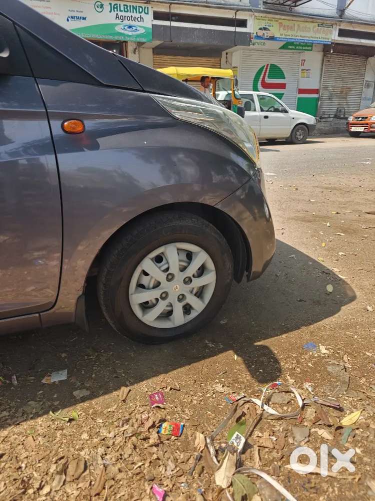Hyundai Eon 2017 Petrol 32000 Km Driven