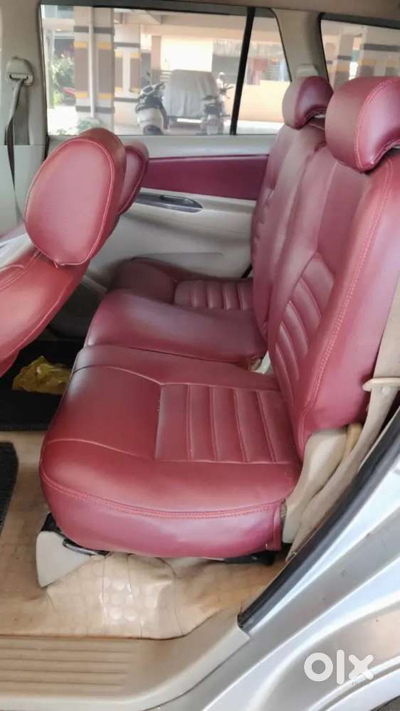 Toyota Innova 2012 Diesel Well Maintained