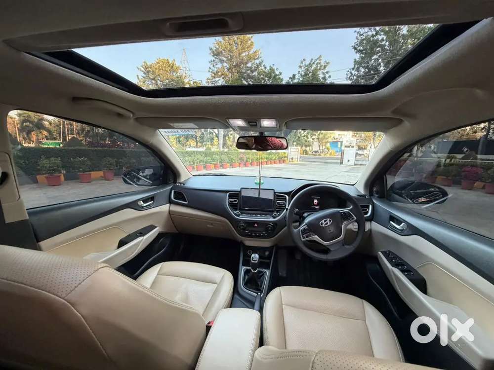 Thar 2024 Lx Top 4/2 Manual Seat Cover Meat New Diesel 40000 Km Drive