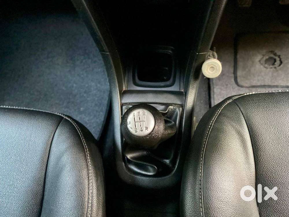 Maruti Suzuki Swift Vxi Abs Bsiv, 2016, Petrol