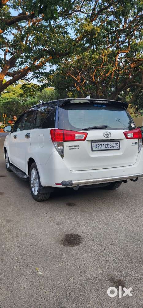 Toyota Innova Crysta 2.8z Automatic, 2018, Diesel