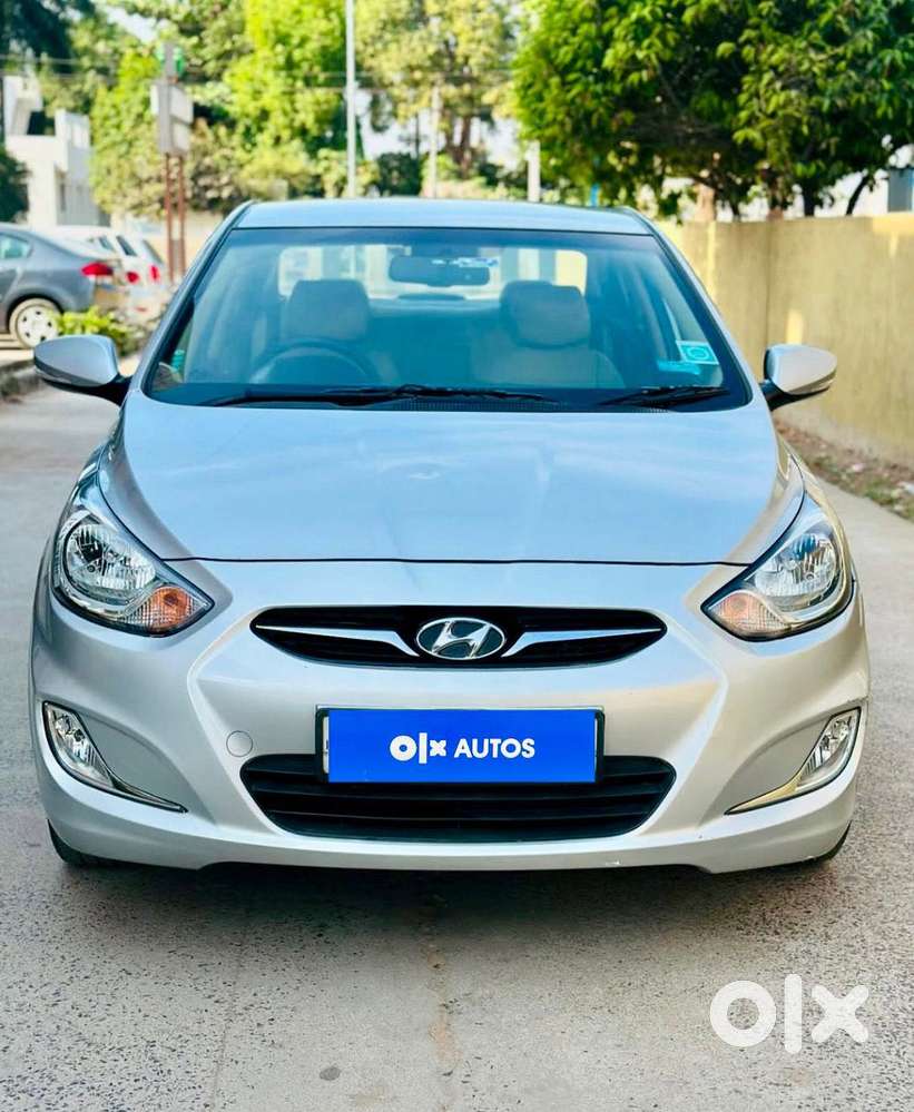 Hyundai Fluidic Verna 1.6 Vtvt Sx, 2013, Petrol