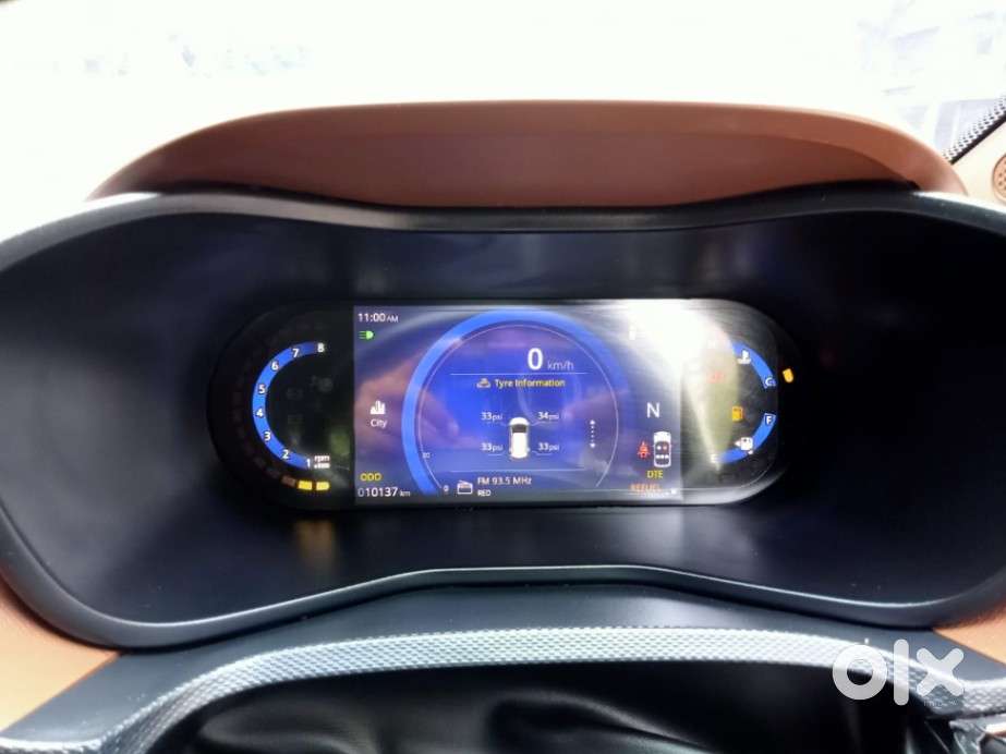 Tata Nexon Creative Plus 1.2 Revotron Petrol 6 Amt, 2024, Petrol