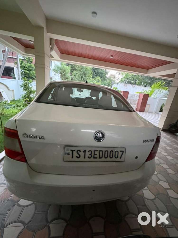 Skoda Rapid 2015