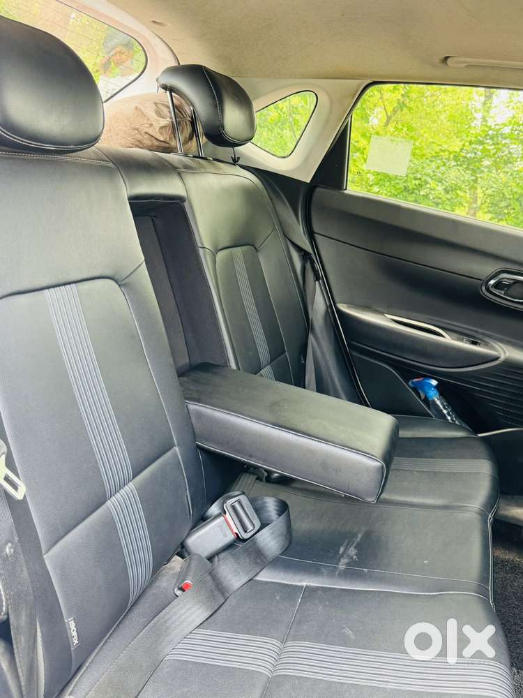 Hyundai I20 Asta 1.4 Automatic (o) With Sunroof, 2021, Petrol