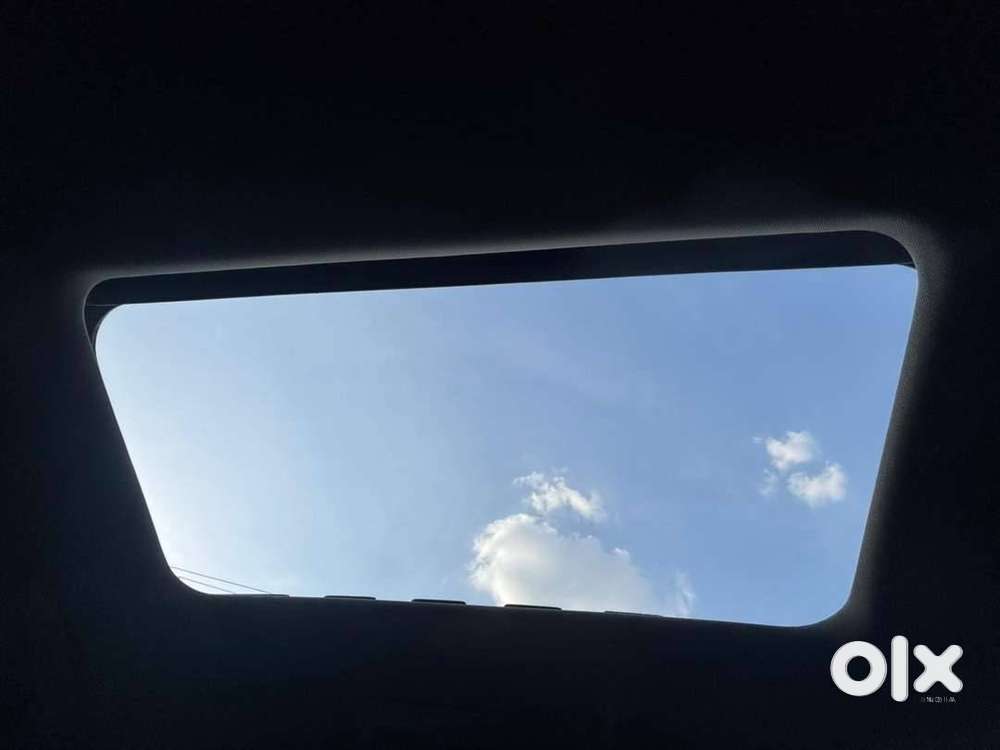 Tata Nexon Creative Plus(sunroof) 2024