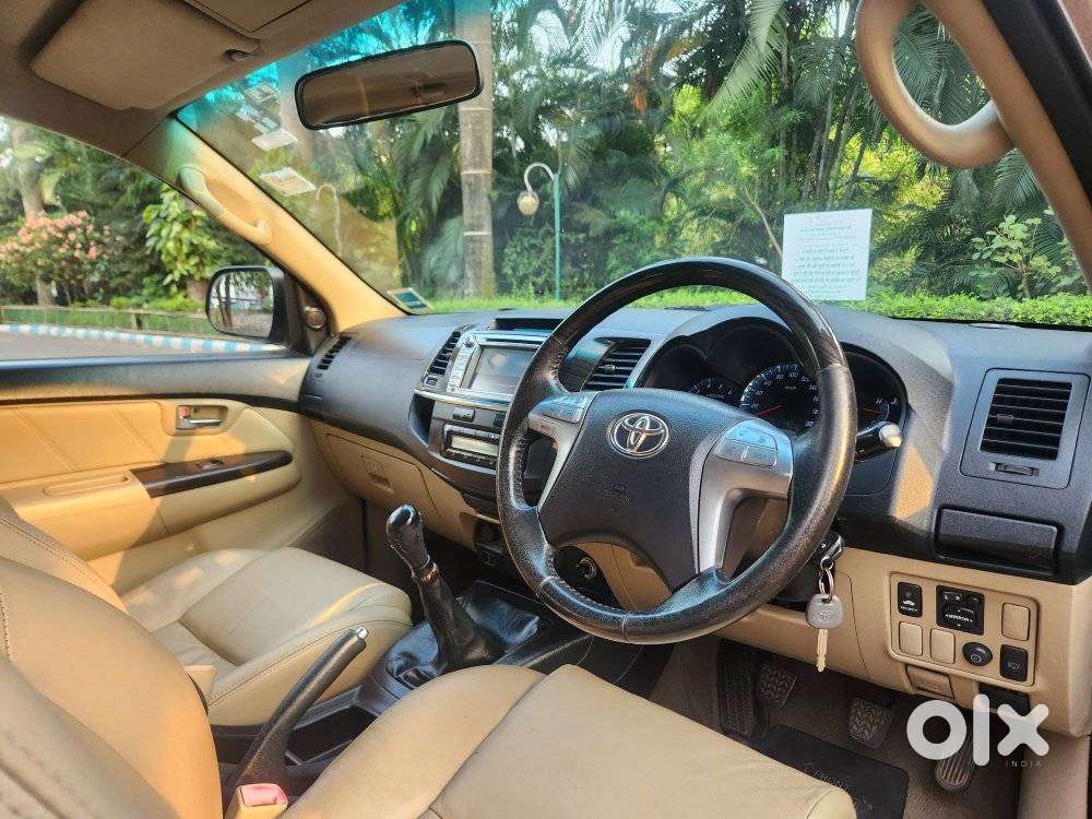 Toyota Fortuner 3.0 Ltd, 2015, Petrol
