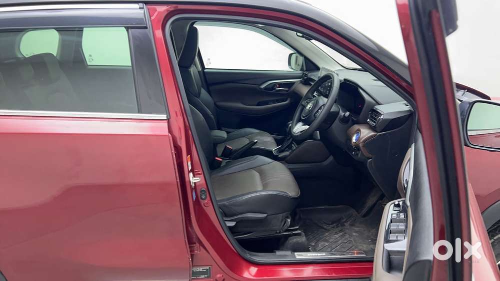 Toyota Urban Cruiser Hyryder 1.5 V Hybrid, 2023, Cng & Hybrids