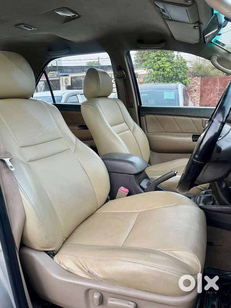 Toyota Fortuner 4x4 Mt, 2012, Diesel