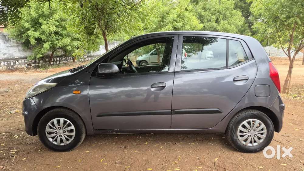 Hyundai I10 Sportz 2016 Car