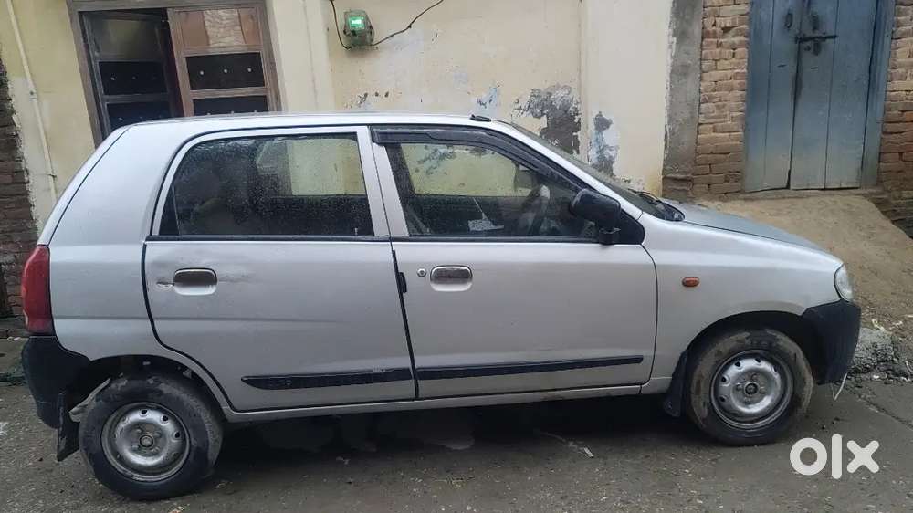 Sab Kuch Okk Hai Achi Gadi Koaai Dekkat Nhi Hai