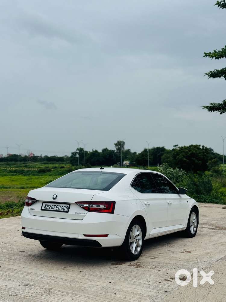 Skoda Superb L&k 1.8 Tsi At, 2019, Petrol