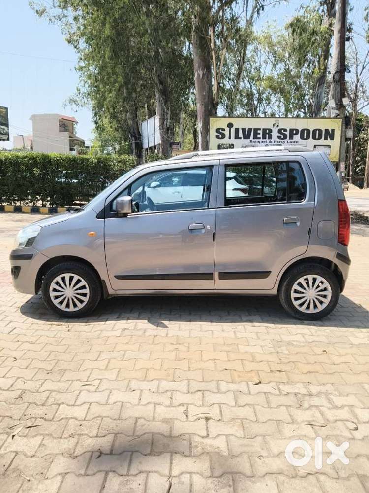 Maruti Suzuki Wagon R Vxi 1.0, 2015, Petrol