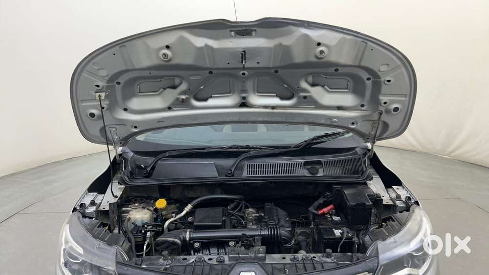 Renault Triber Rxz, 2020, Petrol