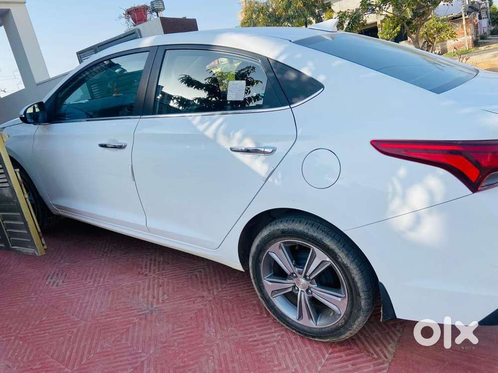 Hyundai Verna Petrol 39800 Km Driven