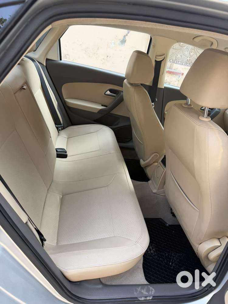 Volkswagen Vento 1.2 Tsi Highline Plus At, 2017, Petrol