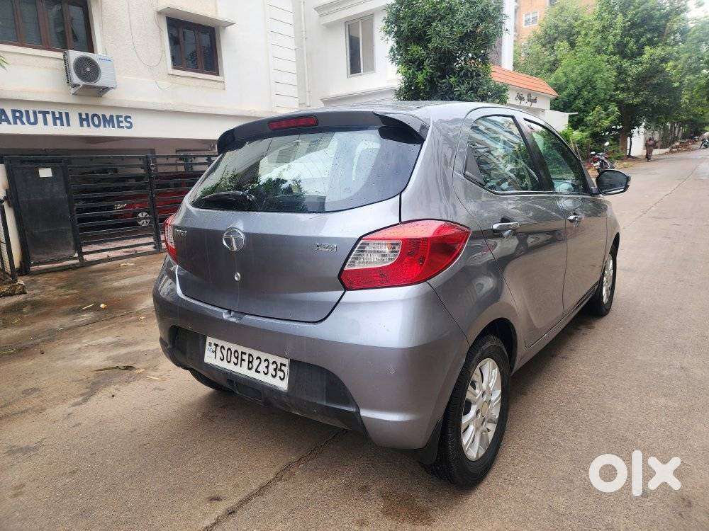 Tata Tiago 1.2 Revotron Xz Plus Dual Tone, 2018, Petrol