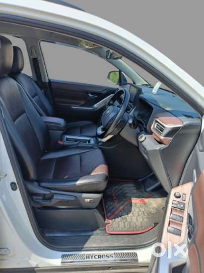 Toyota Innova Hycross 2.0 Gx 7 Str, 2023, Petrol