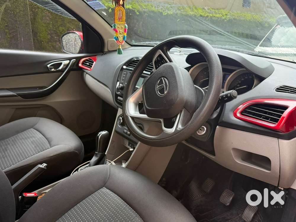 Tata Tiago Petrol 2017