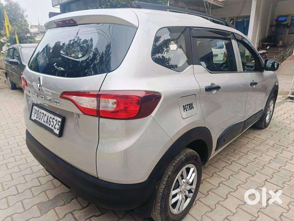 Renault Triber Rxl, 2022, Petrol