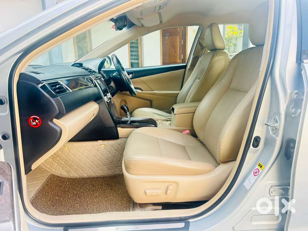 Toyota Camry Hybrid 2.5, 2014, Petrol