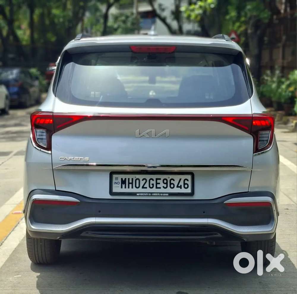 Kia Carens Prestige 2024