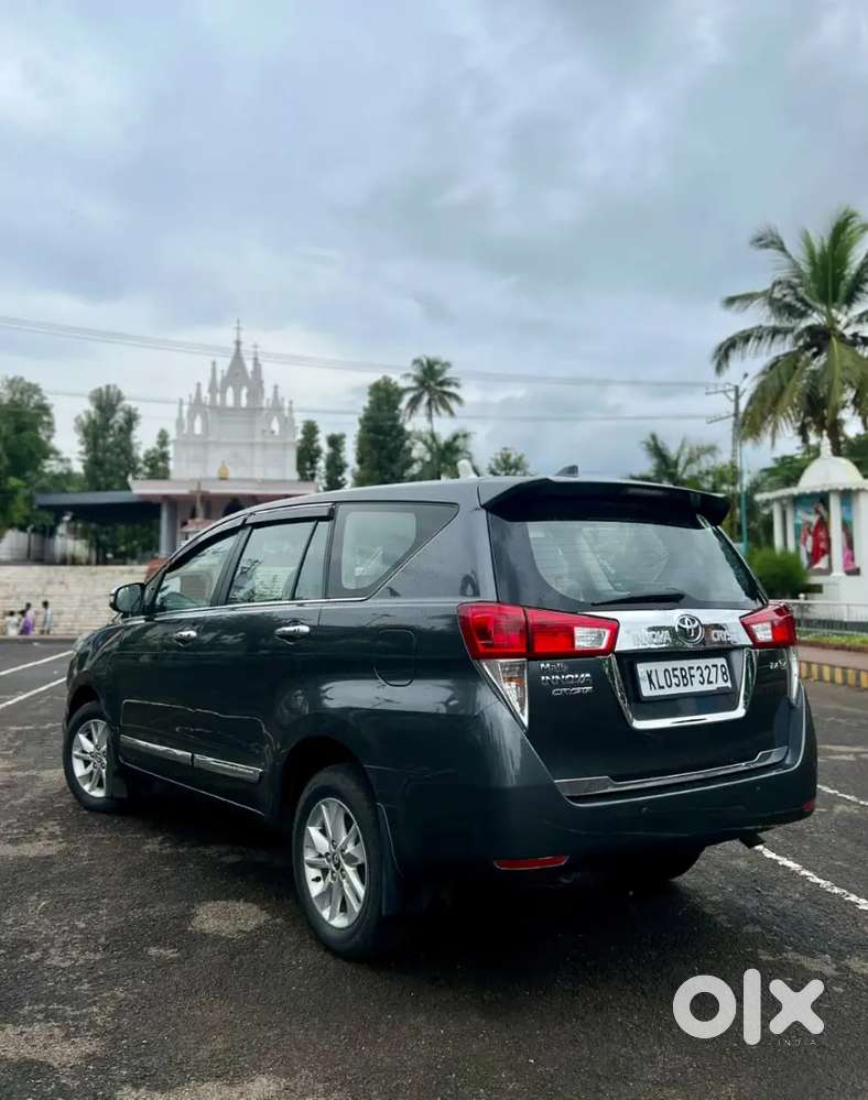 Toyota Innova Crysta 2016 Last Year