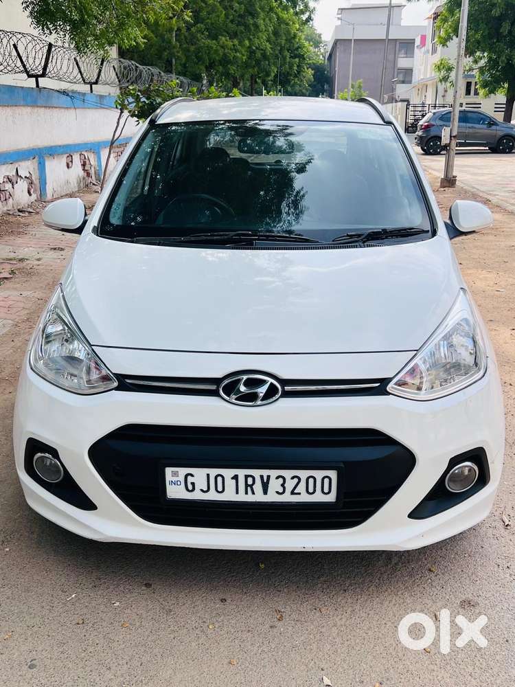Hyundai Grand I10 Sportz Celebration Edition, 2016, Petrol