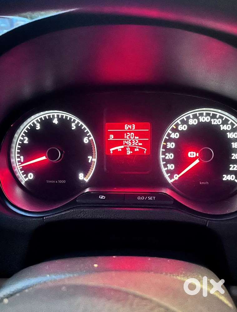 Volkswagen Polo 1.6 2011 14k Km Driven