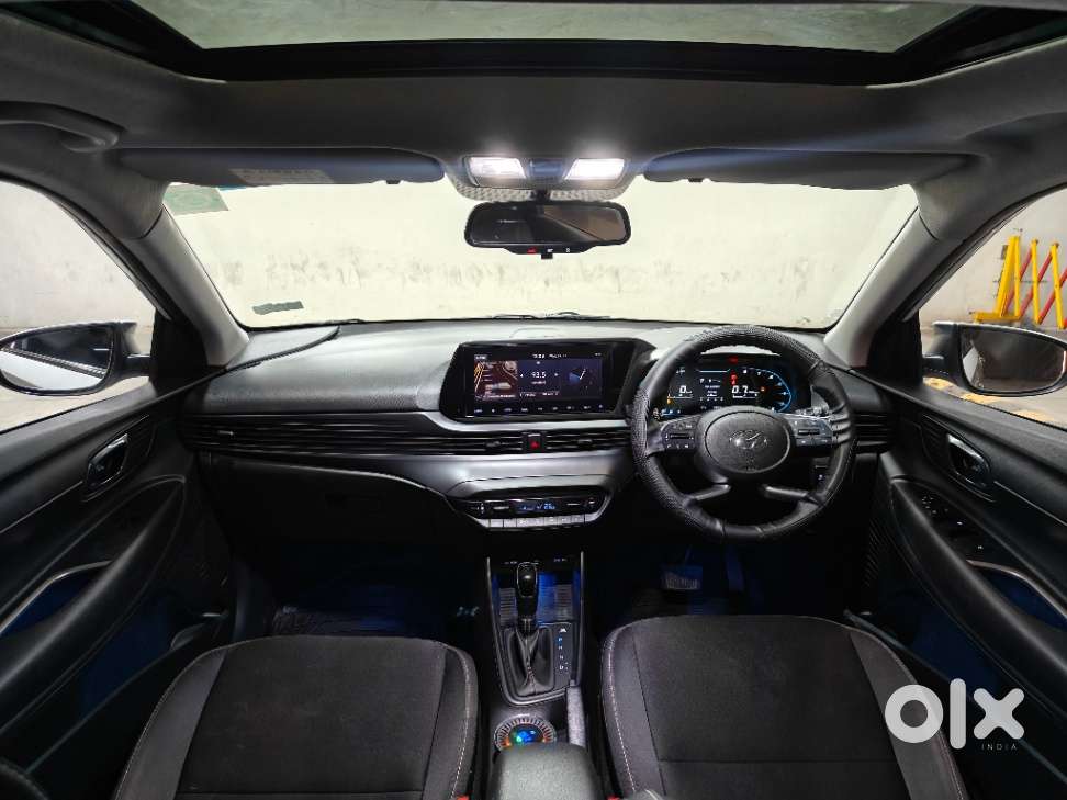 Hyundai New I20 1.2 Asta (o) Ivt, 2023, Petrol