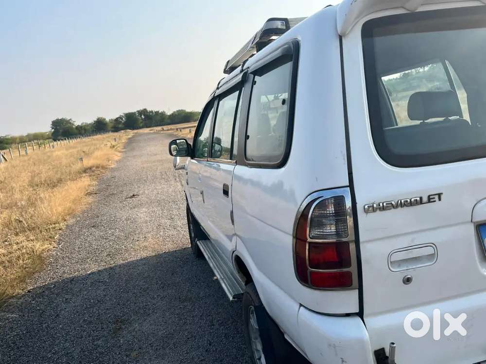 Chevrolet Tavera 2007 Diesel 120000 Km Driven