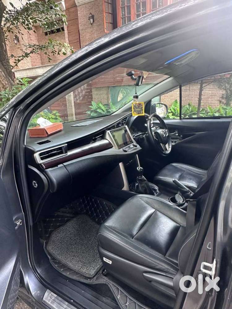 Toyota Innova Crysta 2.4 Zx Mt, 2016, Diesel