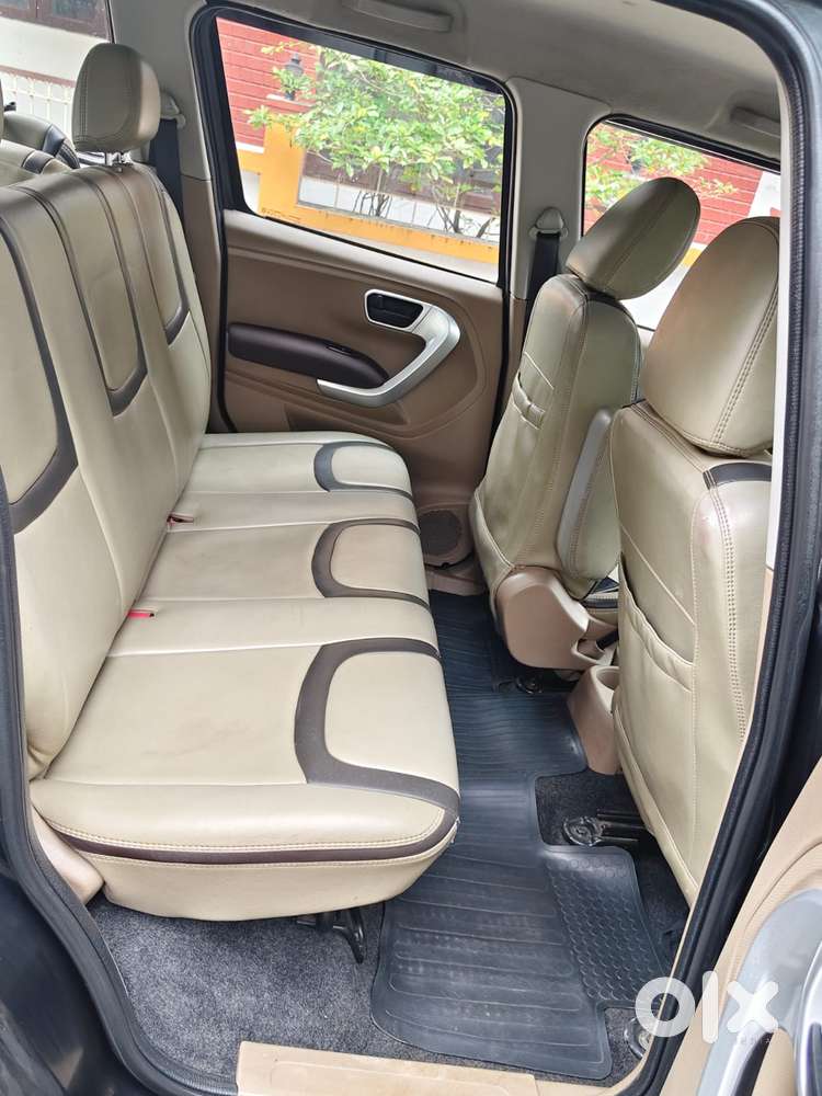 Mahindra Tuv 300 Mhawk100 T8, 2016, Diesel