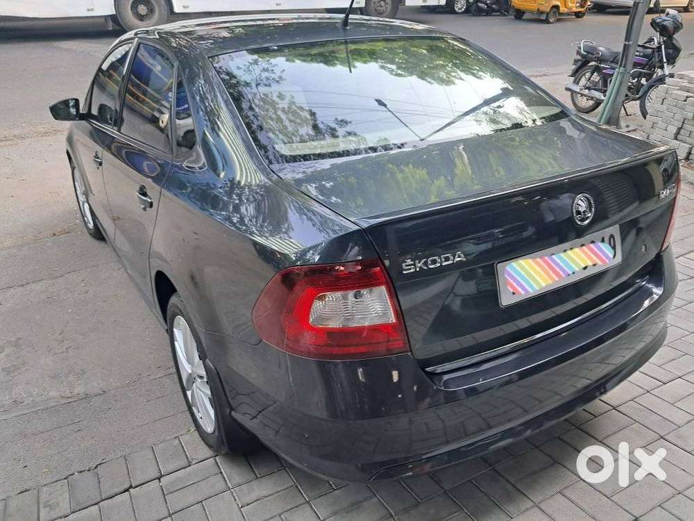 Skoda Rapid [2016-2020] 1.5 Style Plus Tdi At, 2018, Diesel