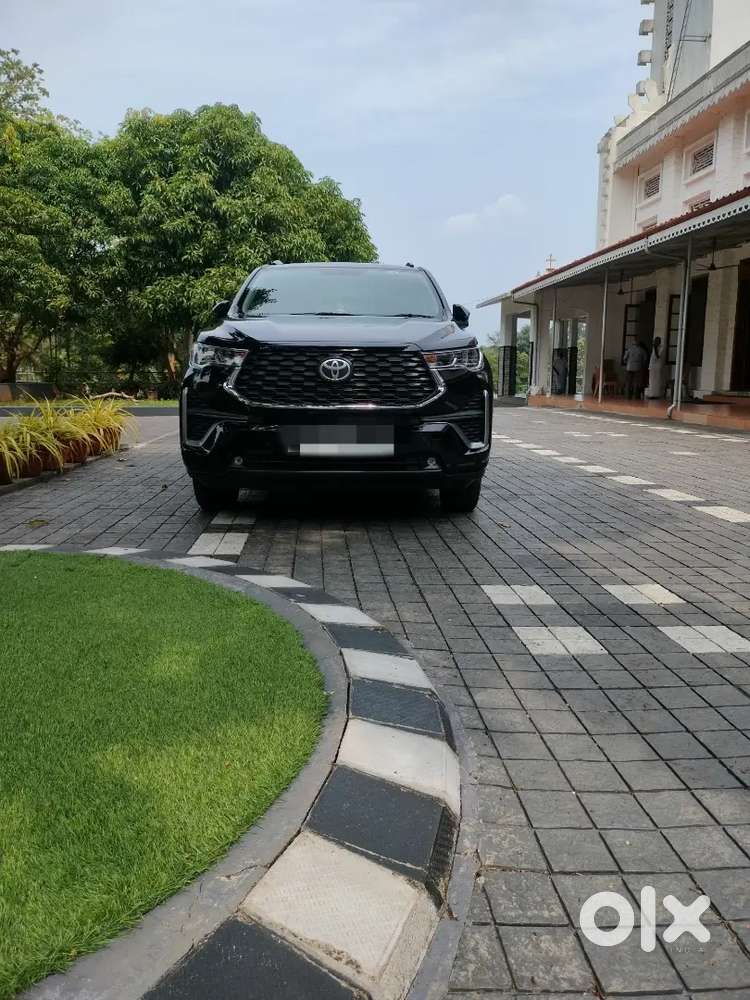 Innova Hycross Hybrid Vx(o) 2024