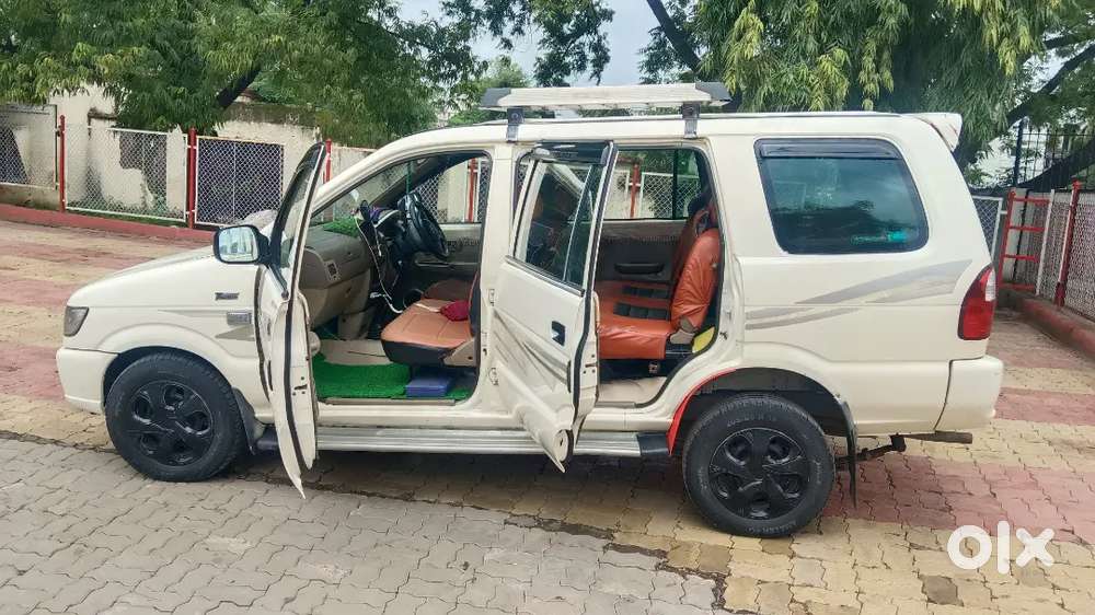 Chevrolet Tavera Neo 2010