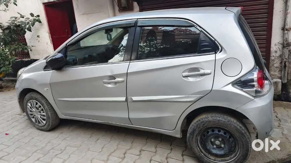 Honda Brio 2012 Petrol Well Maintained