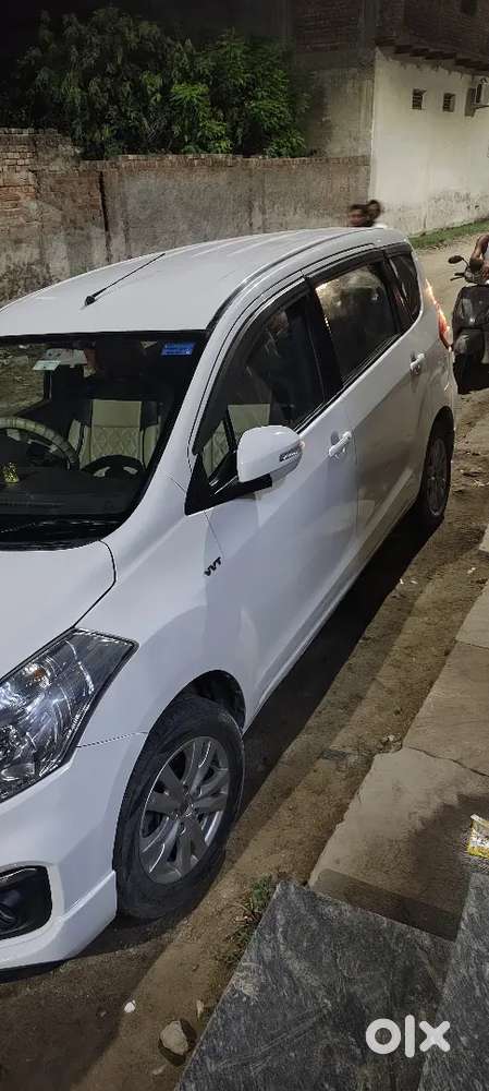 Maruti Suzuki Ertiga 2017 Petrol Well Maintained