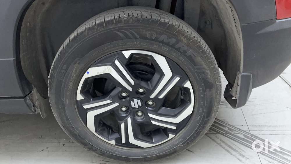 Maruti Suzuki Vitara Brezza 1.5 Zxi Plus Dual Tone, 2022, Petrol