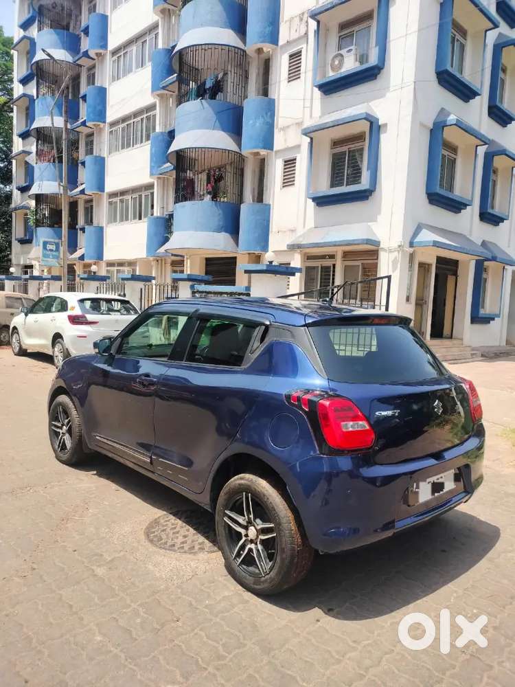 Maruti Suzuki Swift Vxi Automatic 2022