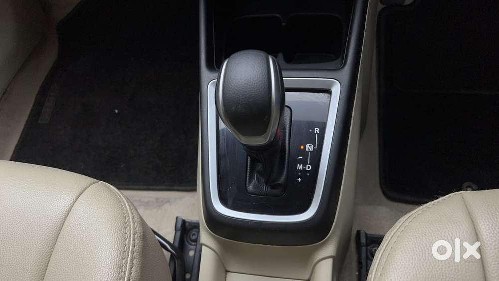 Maruti Suzuki Dzire Vxi Ags, 2021, Petrol