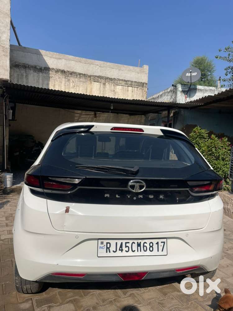 Tata Altroz Petrol 2020