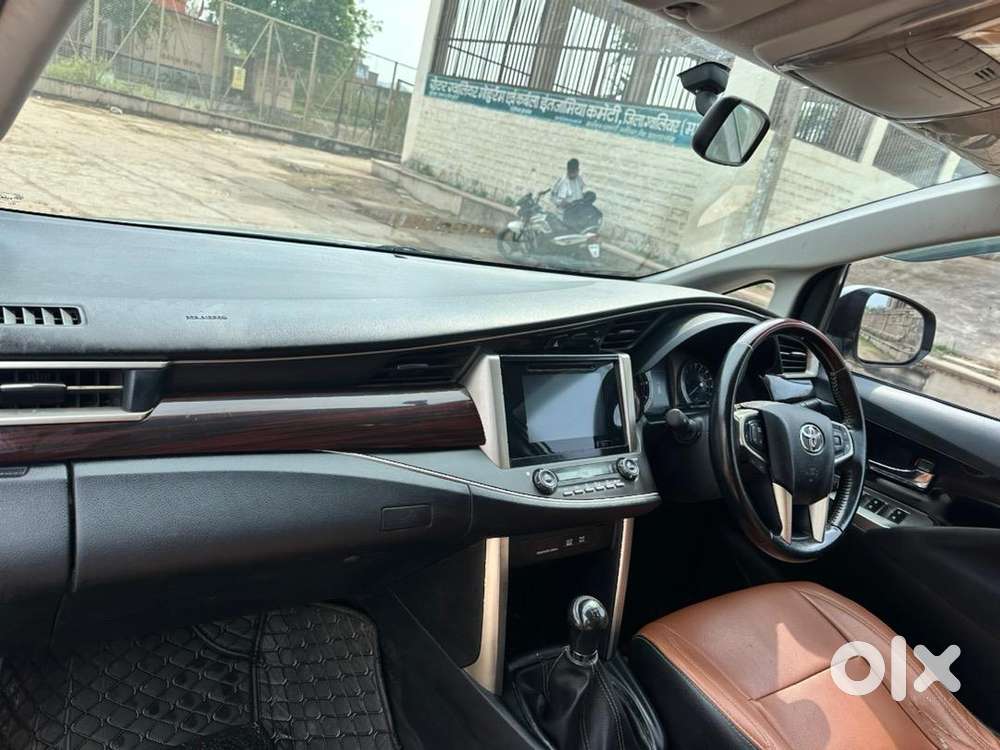 Toyota Innova Crysta 2018 Diesel 156000 Km Driven