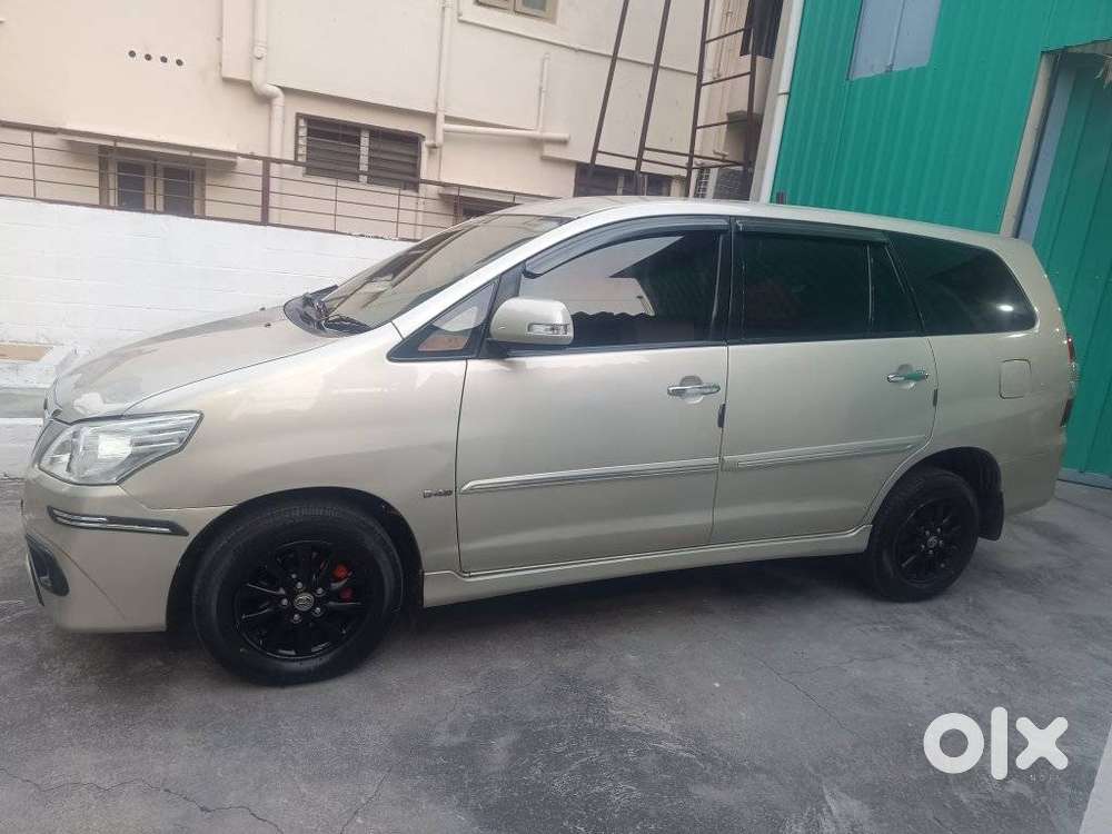 Toyota Innova 2.5 Ev (diesel) Ps 8 Seater Bs Iv, 2013, Diesel